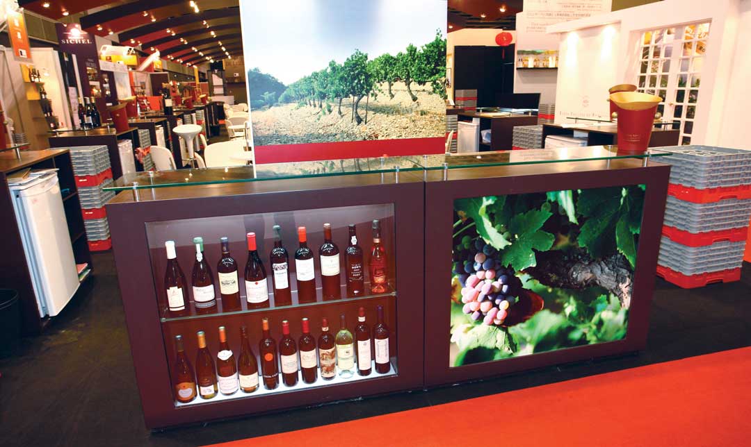 Stand collectif de 120m2 pour le salon Vinexpo Asia