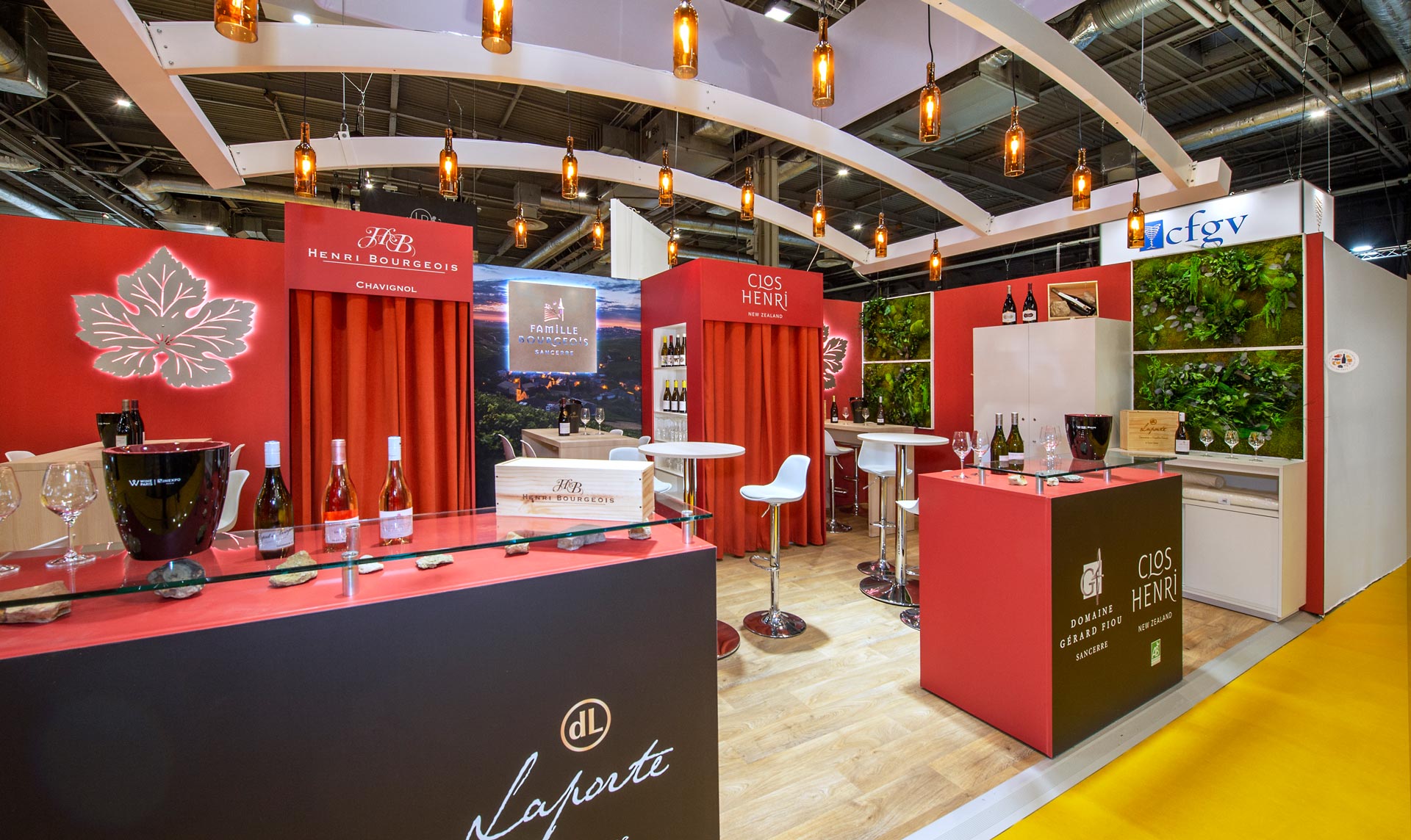 Création du Stand FAMILLE BOURGEOIS - 30 m2 - salon WINE PARIS 2023